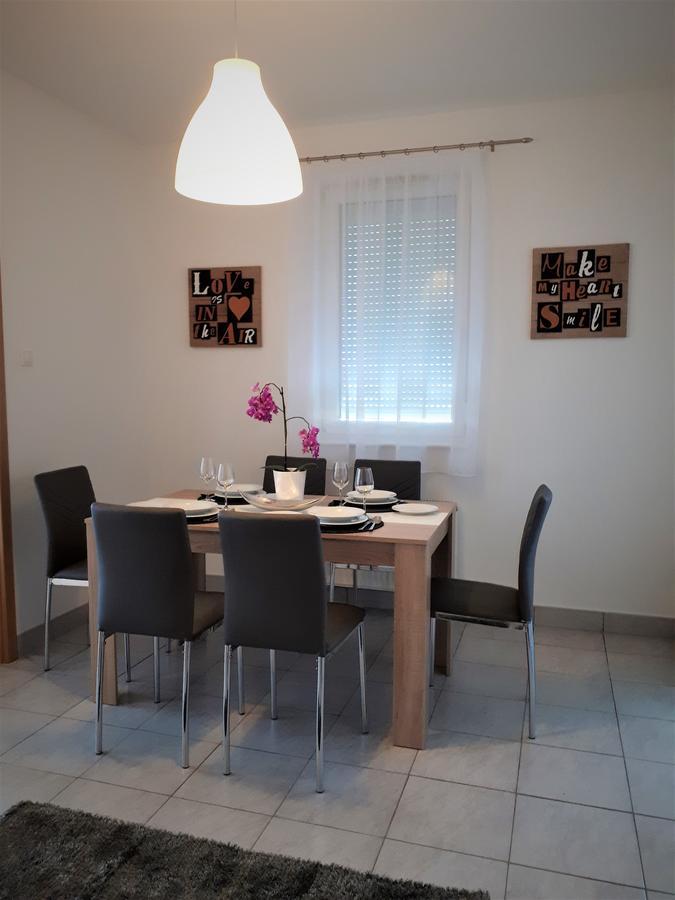 Hanna Apartman Buk Ngoại thất bức ảnh