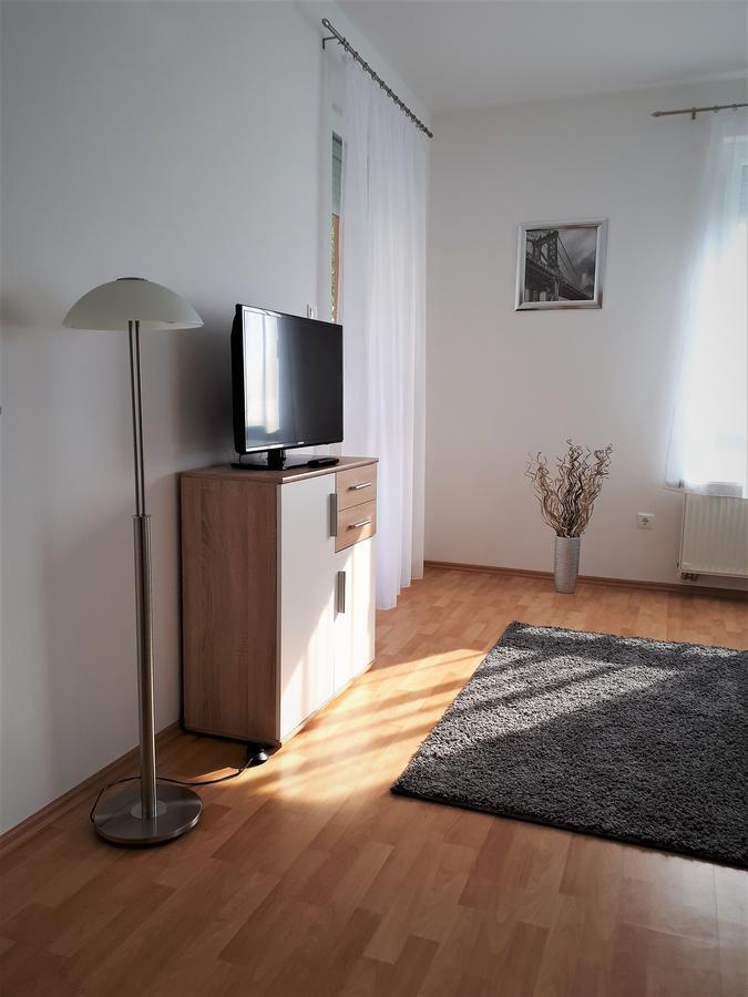 Hanna Apartman Buk Ngoại thất bức ảnh