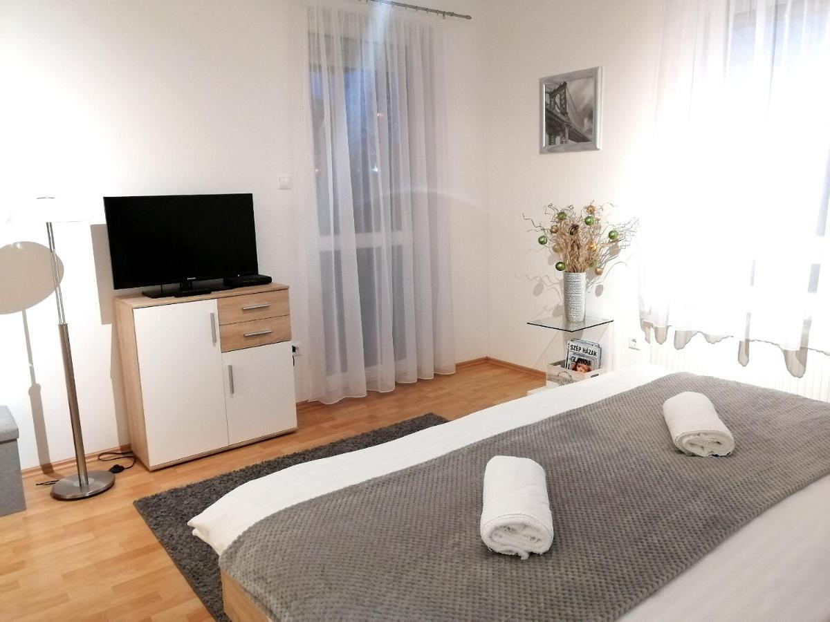 Hanna Apartman Buk Ngoại thất bức ảnh